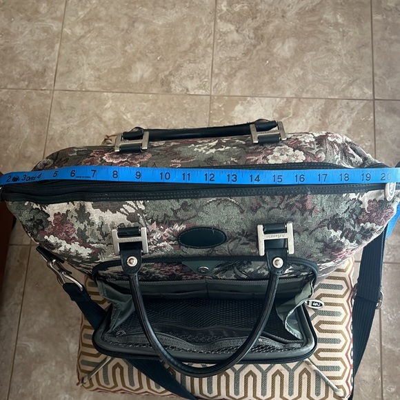 Vintage 80’s Atlantic Tapestry Carry on Shoulder Bag - Picture 13 of 16